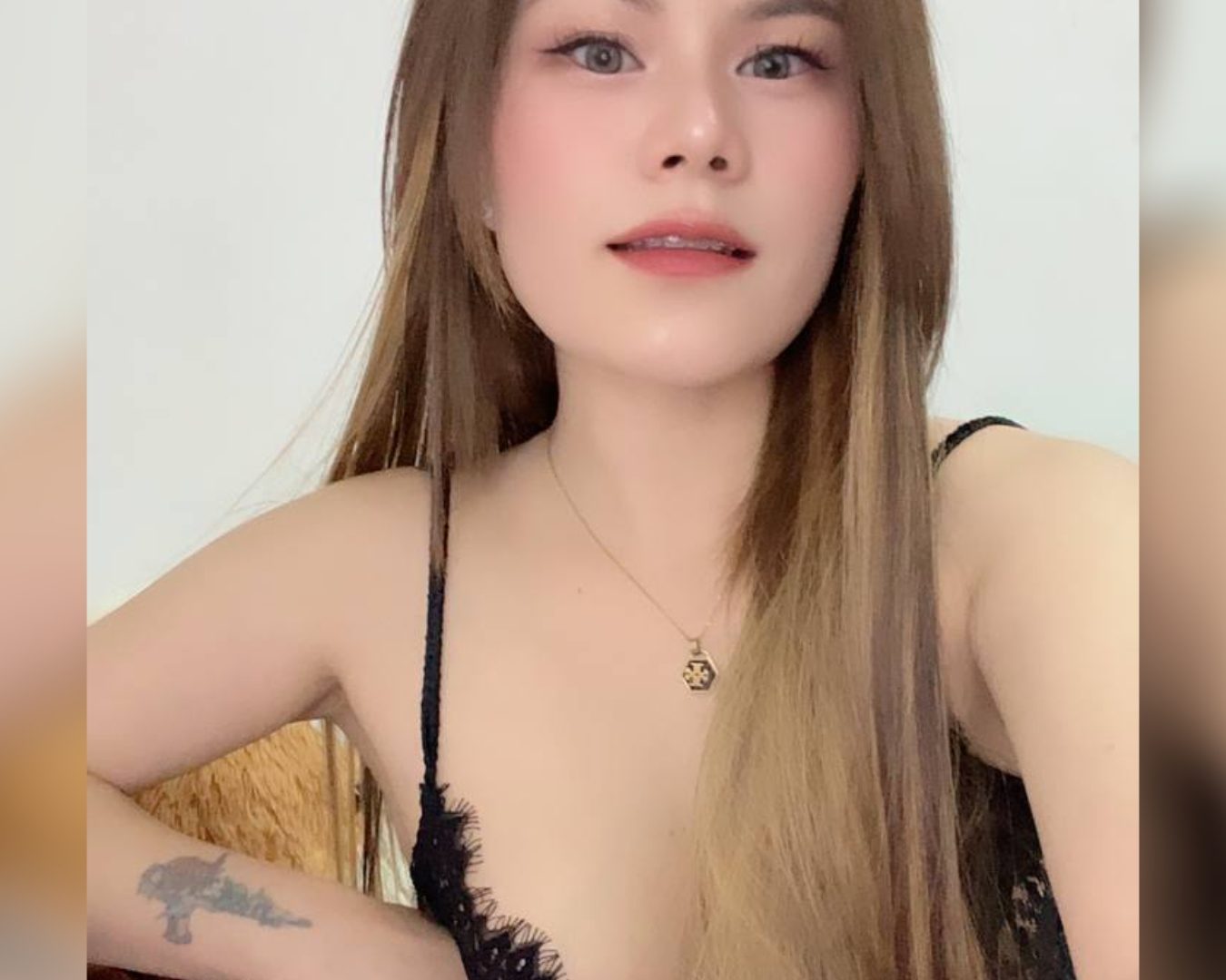KL Escort - Apple - amoi2u